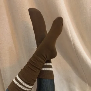CHAUSSETTES mi-genou marron rayé blanche