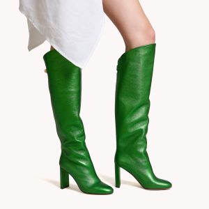 Bottes Adriana en cuir Nappa métallisé vert et talon haut - Maison Skorpios par Adriana Abascal