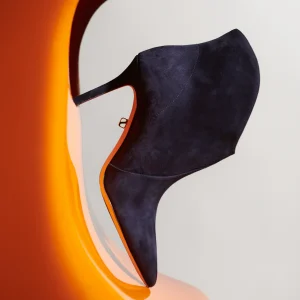 Bottines Astrid en suède bleu et talon haut - Maison Skorpios par Adriana Abascal