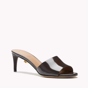 Mules Ines Up en cuir glacé marron chocolat et talon moyen - Maison Skorpios par Adriana Abascal